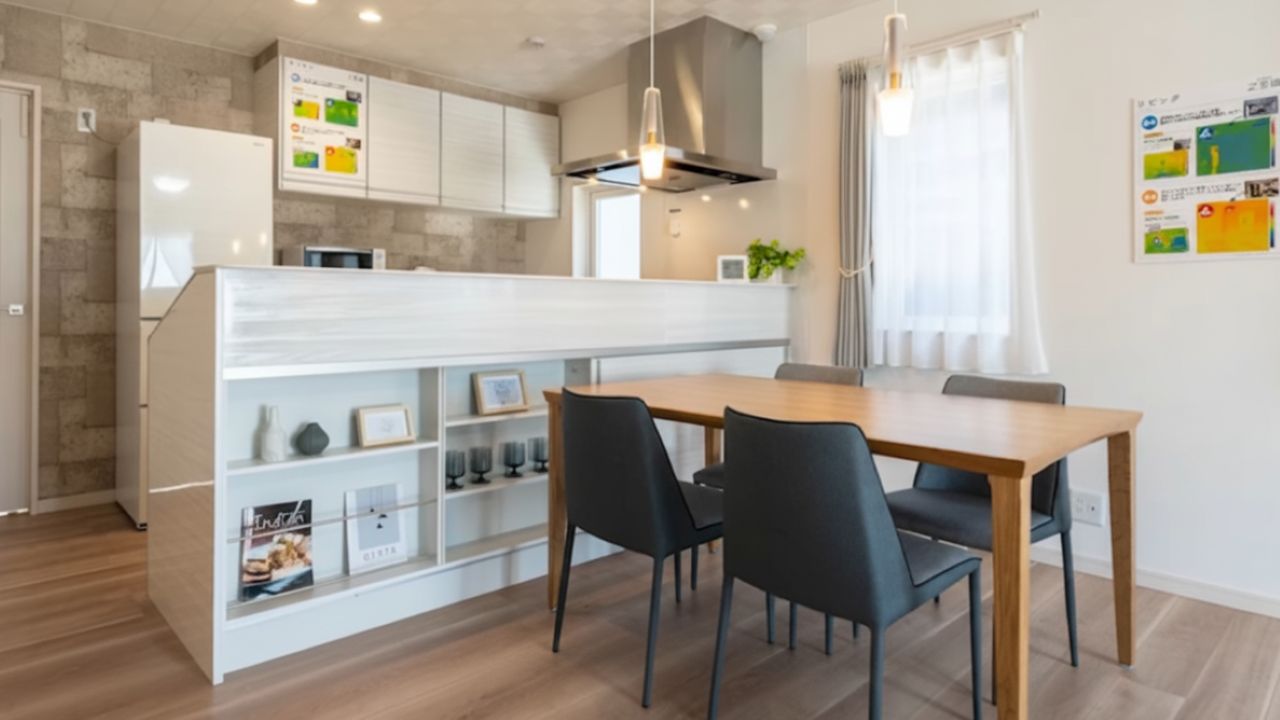 コラム_157マルチ収納背面